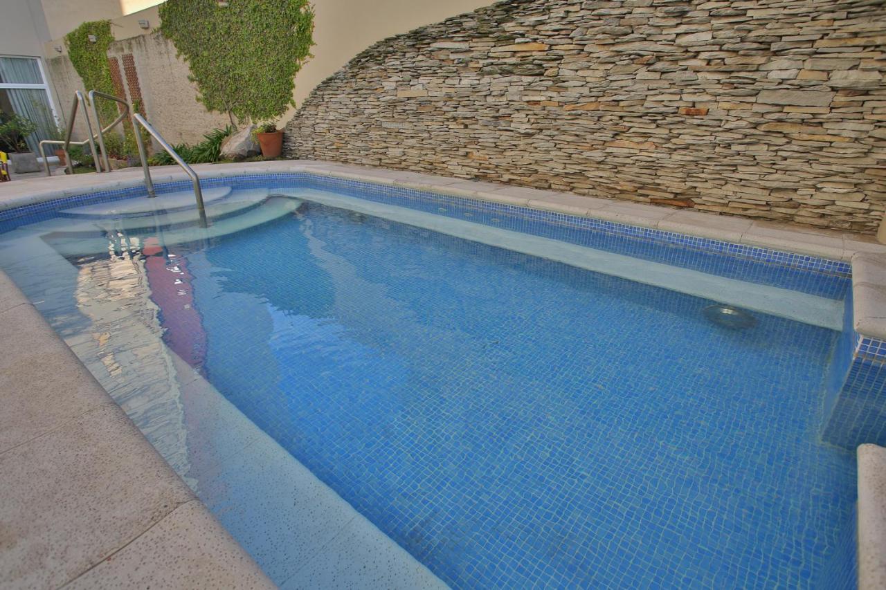 Rocas Hotel
